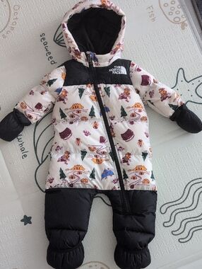 The North Face Infant Printed Snowsuit - White & Black